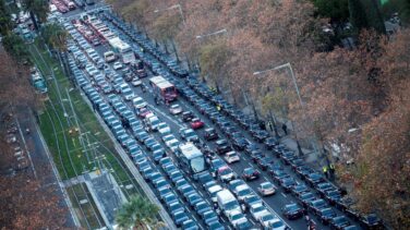 Seguimiento masivo de la huelga del taxi en Madrid y Barcelona
