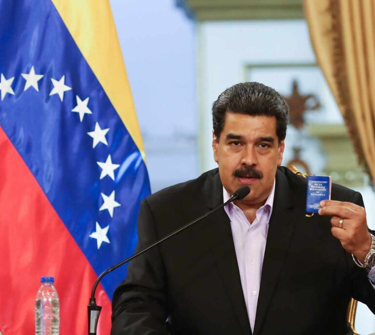 Maduro se rebela contra las sanciones de EEUU a Petróleos de Venezuela