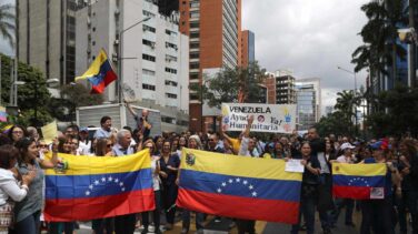 El Gobierno enviará 3 millones para ayudar a los españoles que viven en Venezuela