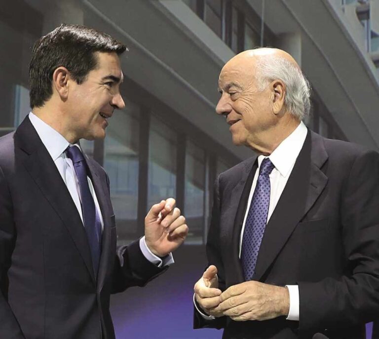 El inminente dilema del consejo de BBVA: cortarle o no la cabeza a Francisco González