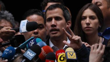 Guaidó convoca marchas el miércoles y el sábado