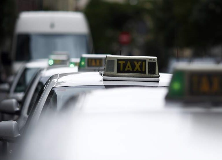 Revolución en el taxi de Madrid: se podrá compartir coche y saber precio antes del viaje