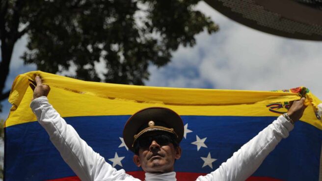 Primeras grietas en el Ejército de Maduro