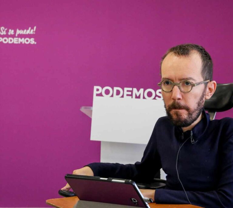 Echenique insinúa que Errejón se queda en Podemos hasta mayo para “vivir de algo”