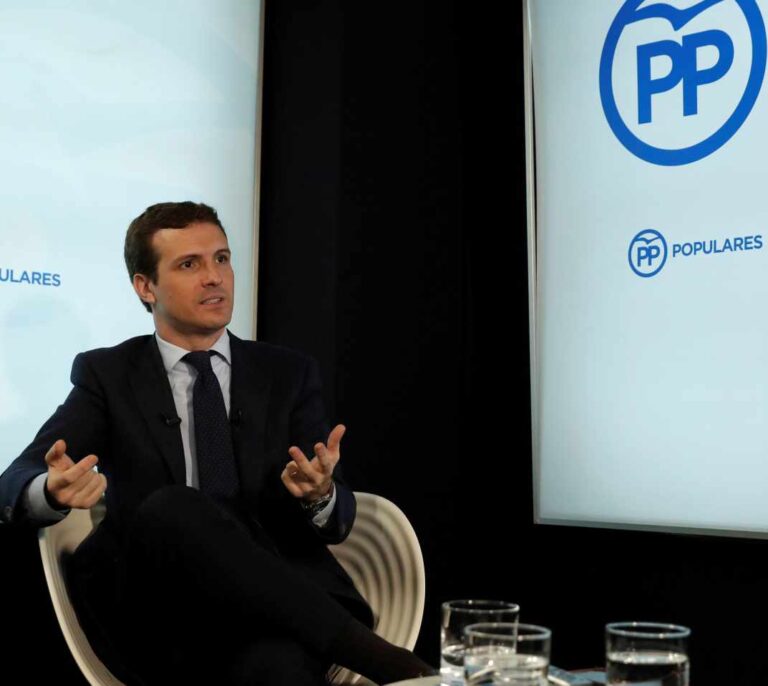 Casado amaga con una moción de censura contra Sánchez: "No descarto nada"