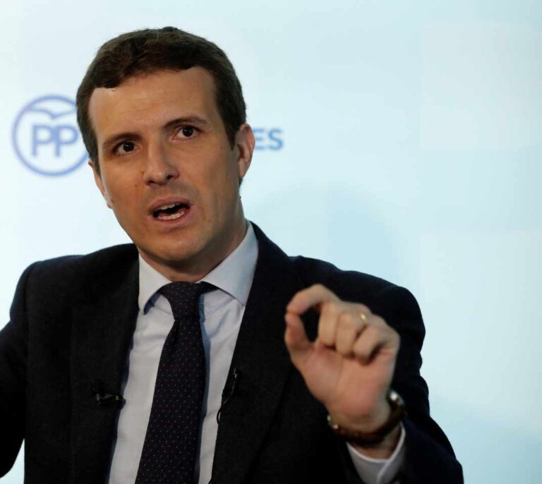 Casado confía en el PNV y los cabreados del PSOE para ganar una moción de censura