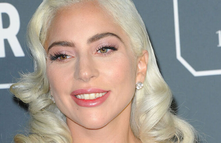 Lady Gaga recupera sus perros robados tras ofrecer 500.000 dólares de recompensa