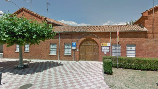 A juicio los guardias civiles que cerraron un bar en León para pinchar el 'Cara al Sol'