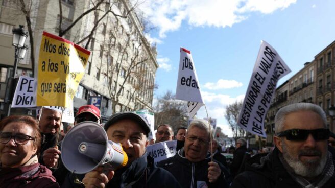 Los taxistas ponen en jaque a Madrid e inician su tercera semana de huelga