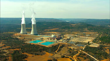 Las eléctricas presionan al Gobierno para evitar un ‘tasazo’ para pagar el apagón nuclear