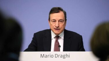 Draghi enciende las alarmas al prever el menor crecimiento de Europa desde 2013