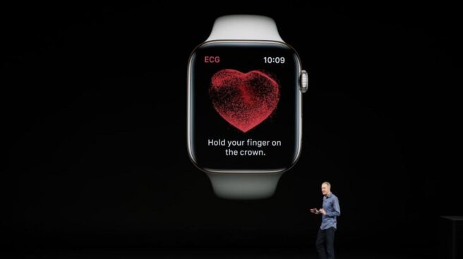 El Apple Watch ya hace electrocardiogramas y le pasa tu historial cardíaco al médico