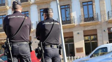 La Policía manda refuerzos a Avilés desde otras comisarías tras faltar 21 agentes