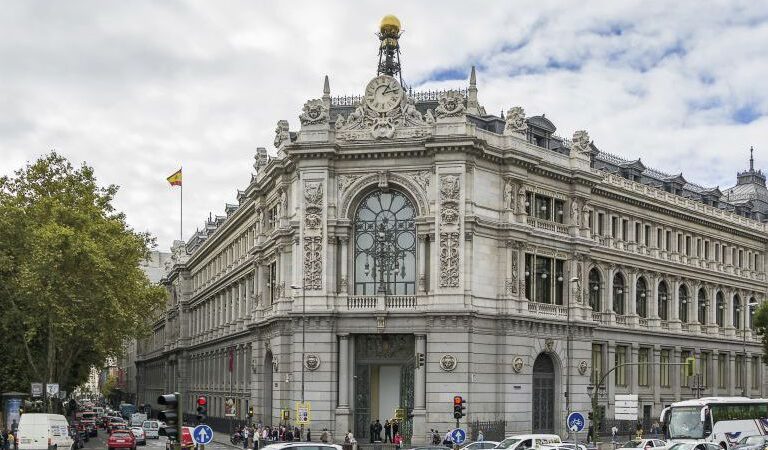 El Banco de España alerta de que los ERTE pierden efecto si la crisis se prolonga