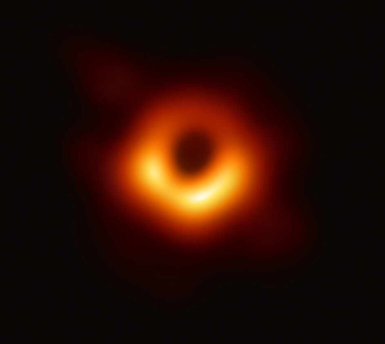 El Nobel de Física premia la investigación de agujeros negros