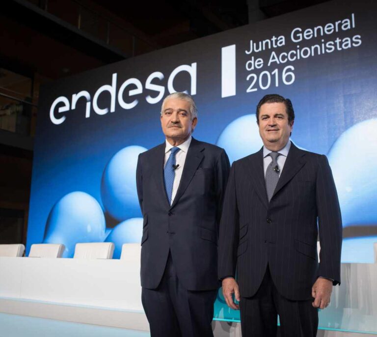 Endesa pide pasar parte de las ayudas de las renovables también al precio de la gasolina