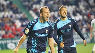 Iglesias llama "neonazi" a un jugador del Albacete y el club amenaza con denunciarle