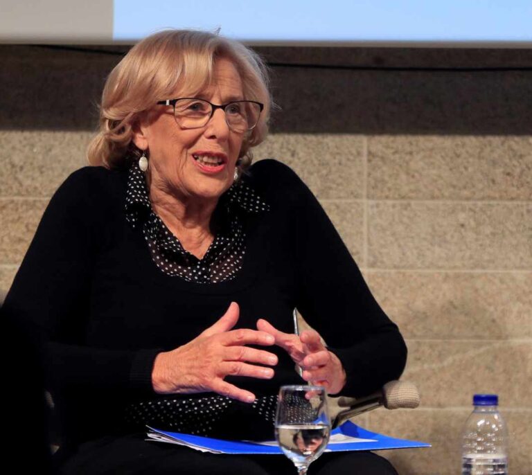 El Parlament cita a Carmena como experta para presionar por la libertad de los presos del procés