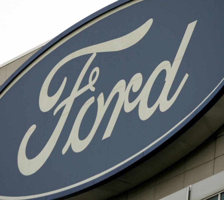 Ford anuncia un ERE que afectará a 630 empleados en la planta valenciana de Almussafes