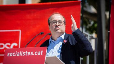 Torra regala a Iceta la pole position en la carrera electoral catalana