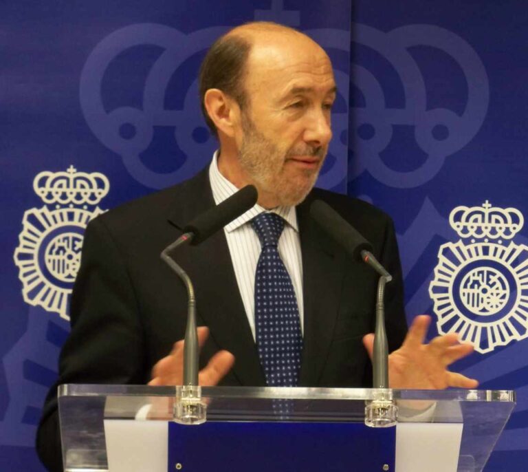 Rubalcaba, decisivo en el final de ETA