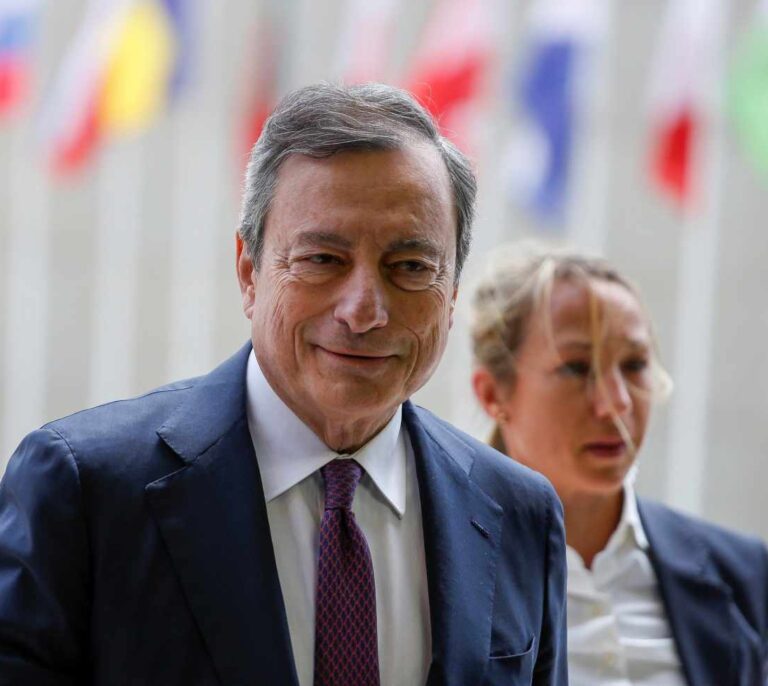 Mario Draghi alerta sobre la "lenta agonía" de Europa y reclama reformas urgentes