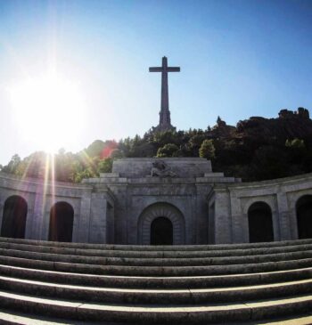 El escollo de la exhumación, ¿el Gobierno puede decidir dónde se entierra [...]