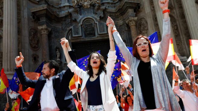 Presión sobre Cs en Murcia por un acto de Arrimadas: "24 años de PP son muchos"