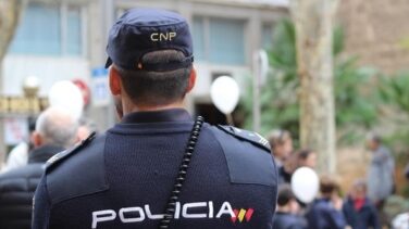 Hallan a una pareja de ancianos que llevaba muerta varios días en un piso de Madrid