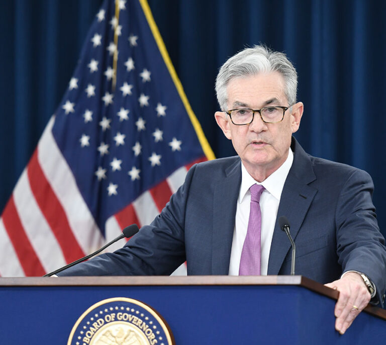 La Fed baja los tipos por primera vez en una década para conjurar la amenaza de crisis