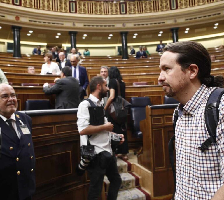 Unidas Podemos acepta negociar con el PSOE sin renunciar al Gobierno de coalición