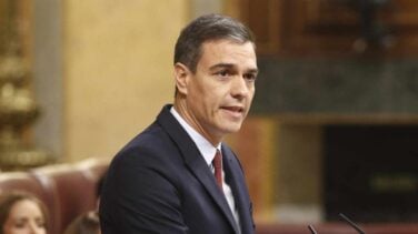 Sánchez promete en el debate otra subida del salario mínimo