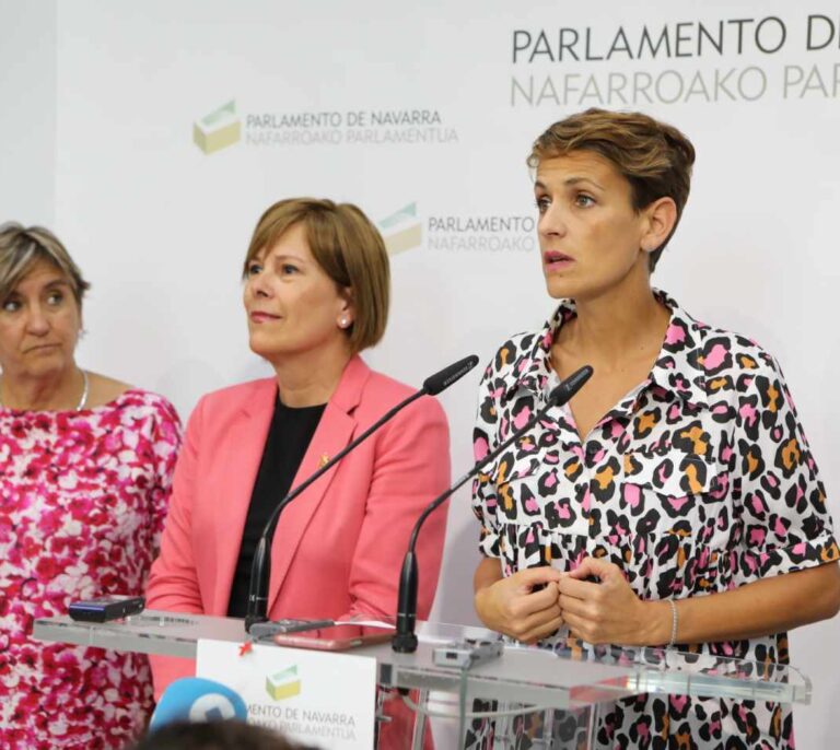 El PSN cierra un acuerdo de Gobierno con Podemos y Geroa Bai