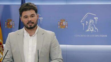 Críticos de ERC piden rechazar la investidura de Sánchez si el PSOE no se compromete al referéndum