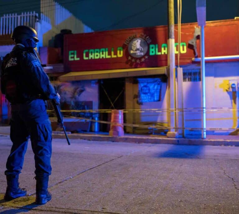 Un ataque a un bar de México deja 25 muertos y varios heridos