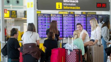 Normalidad en El Prat y Barajas durante la primera jornada de huelga de Iberia