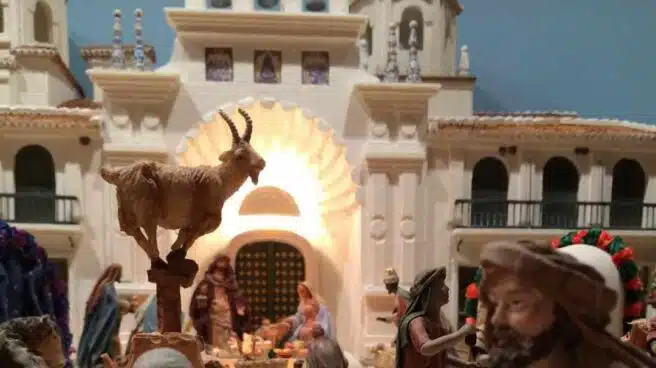 Huétor Tájar (Granada) comienza a montar su belén navideño de 100 metros cuadrados