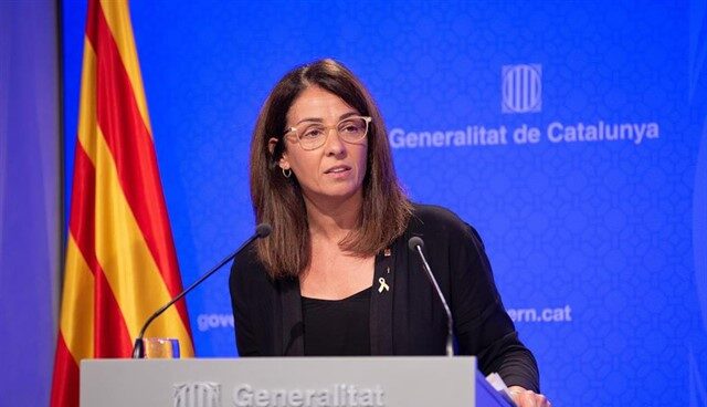 Cataluña no descarta el confinamiento domiciliario y el cierre de colegios si los datos empeoran