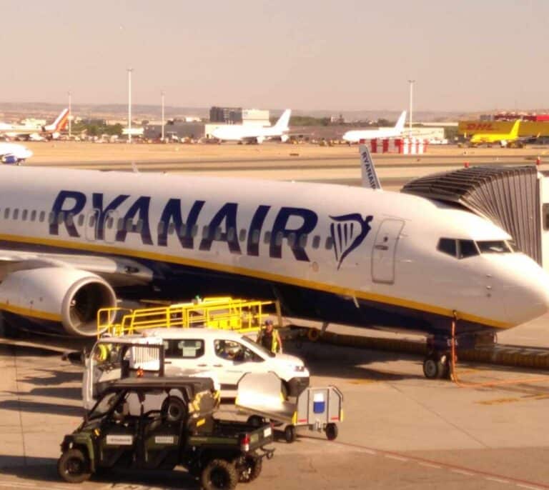 Ryanair prepara un ERE temporal para los 1.500 empleados que tiene en España