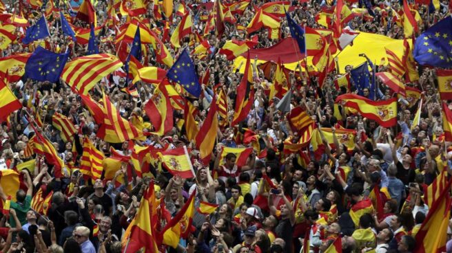 El constitucionalismo ahonda su brecha ante un otoño 'caliente' en Cataluña