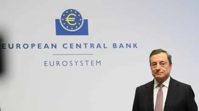 Draghi garantiza un apoyo 'infinito' ante la creciente debilidad de la economía europea