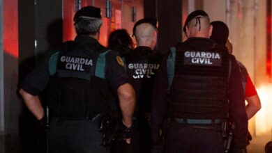 Pintan la fachada de un guardia civil en Barcelona: "Nunca nos haréis españoles"