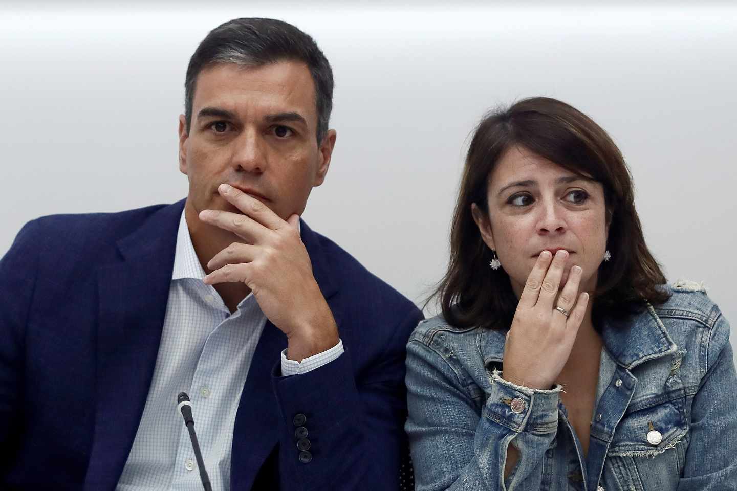 Pedro Sánchez y Adriana Lastra, durante una reunión de la Ejecutiva del PSOE en Ferraz.