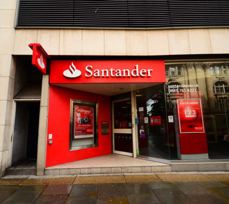 La Fiscalía no ve posible imputar al Banco Santander por blanqueo