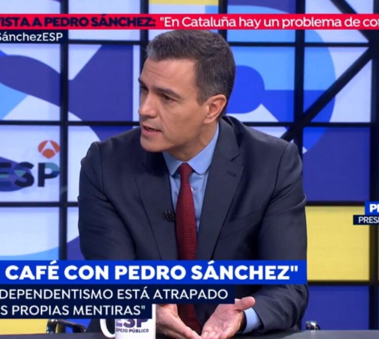 Sánchez rectifica e incluirá federalismo y plurinacionalidad en el programa del PSOE