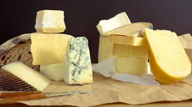 Sanidad retira tres lotes de queso de leche cruda de vaca por la presencia de listeria