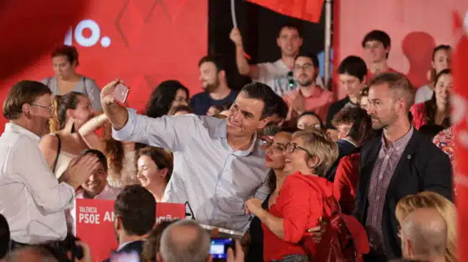 Sánchez insiste en derogar la reforma laboral en plena "desaceleración económica"