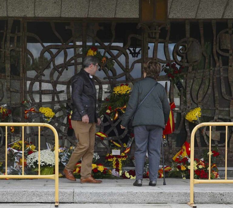 Los Franco, molestos por visitar Mingorrubio por Todos los Santos: "Nuestro panteón está en La Almudena"