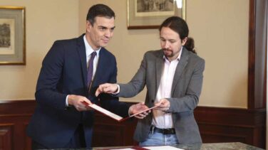 Moody's advierte de los riesgos de retirar la reforma laboral tras el pacto con Podemos