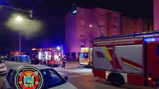 Muere un hombre y su madre resulta herida de gravedad en un incendio